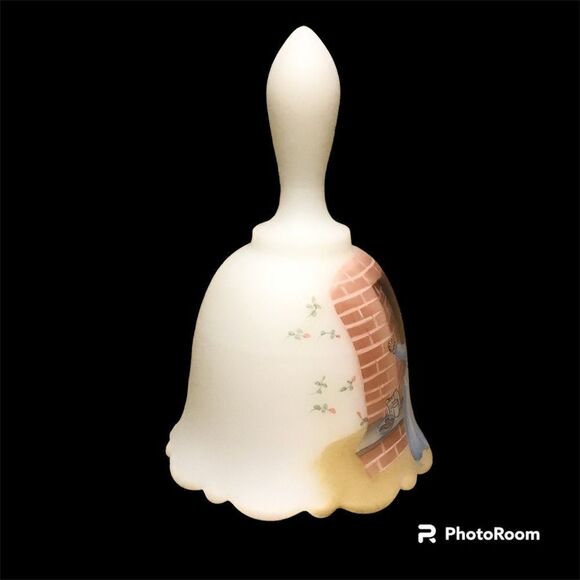 Fenton Christmas Fantasy 1984 “Expectation” Bell - Picture 6 of 10